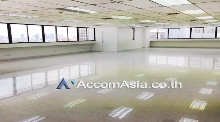  1  Office Space For Rent in Ratchadaphisek ,Bangkok MRT Thailand Cultural Center at Amornphan 205 AA11595